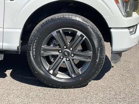 Used 2023 Ford F150 Lariat w/ Equipment Group 502A High image 9