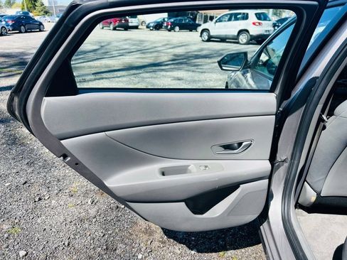 Used 2023 Hyundai Elantra Blue FWD image 20