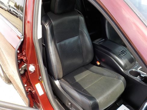 Used 2016 Toyota Highlander Limited Platinum image 29