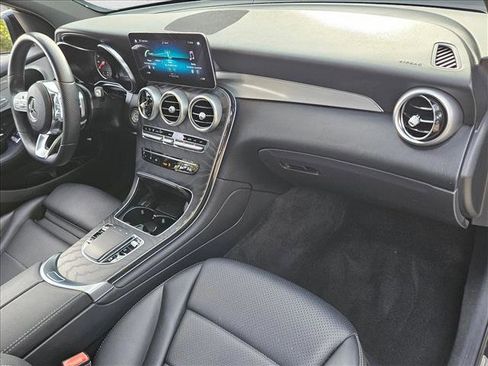 Used 2022 Mercedes-Benz GLC 300 image 19