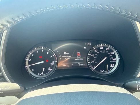 Used 2021 Toyota Highlander XLE FWD image 13