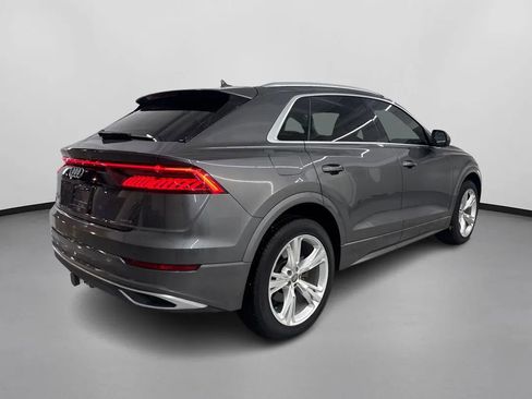 Used 2020 Audi Q8 Premium w/ Convenience Package image 10
