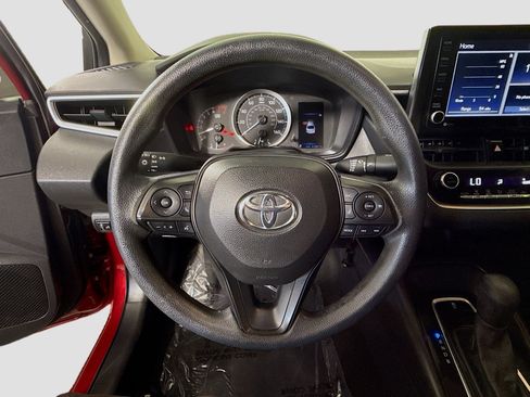 Used 2022 Toyota Corolla LE FWD image 13