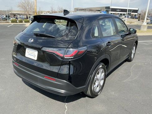 Used 2025 Honda HR-V LX image 3