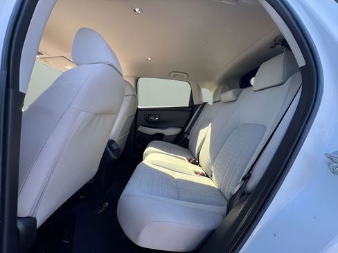 Used 2025 Honda HR-V LX image 21
