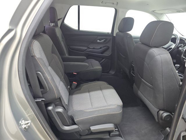 Used 2018 Chevrolet Traverse LT FWD image 21