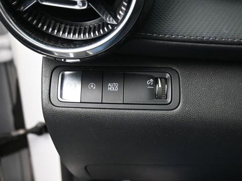 Used 2025 Chevrolet Equinox LT FWD image 31