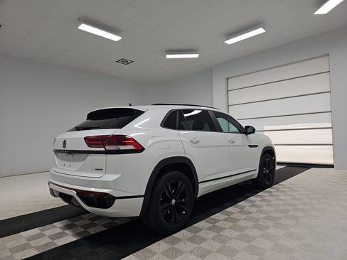 Used 2023 Volkswagen Atlas Cross Sport SEL R-Line AWD/4WD image 4