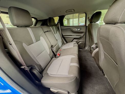Used 2024 Chevrolet Blazer LT w/ Convenience Package FWD image 23
