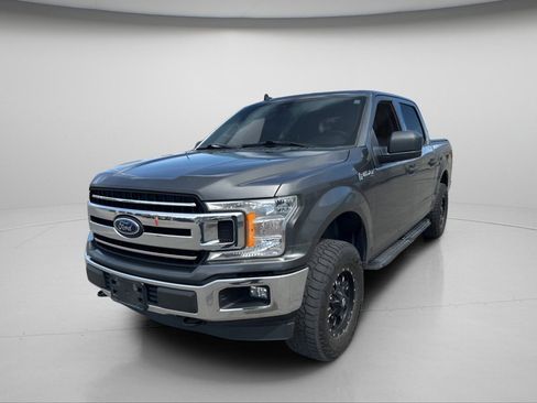 Used 2019 Ford F150 XLT AWD/4WD image 4