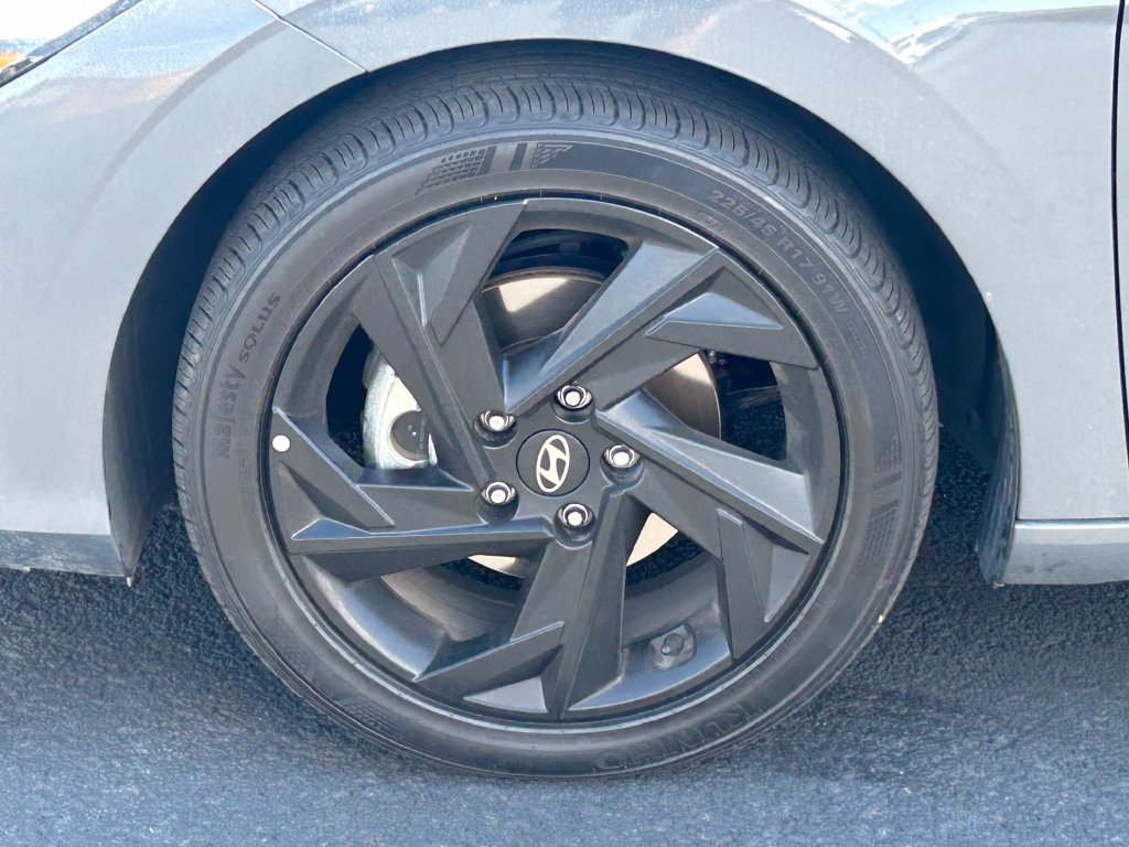 Used 2026 Hyundai Elantra Sport FWD image 10