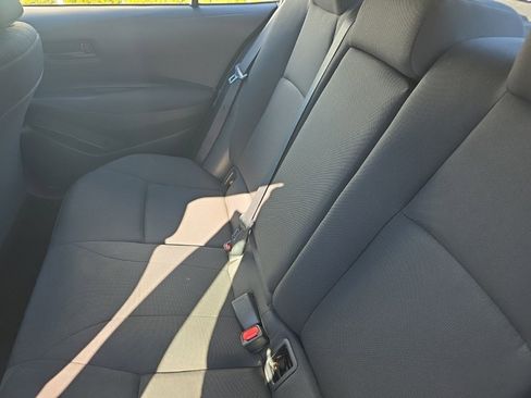 Used 2023 Toyota Corolla LE image 12