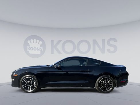 Certified 2020 Ford Mustang Premium RWD image 7