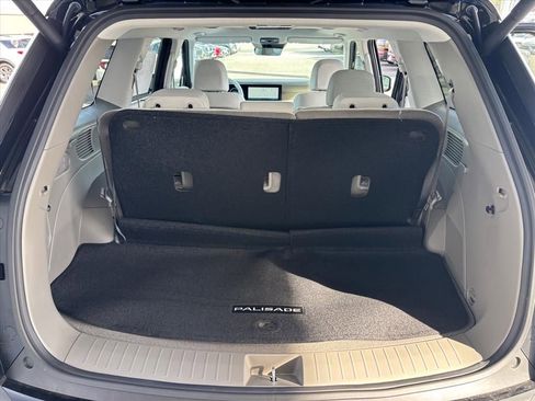 New 2026 Hyundai Palisade SEL image 3