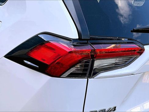 Certified 2023 Toyota RAV4 XLE w/ Convenience Package FWD image 29