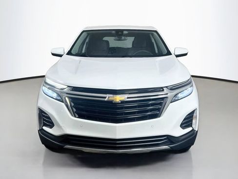 Used 2024 Chevrolet Equinox LT AWD/4WD image 2