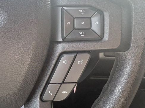 Used 2019 Ford F150 XLT image 8