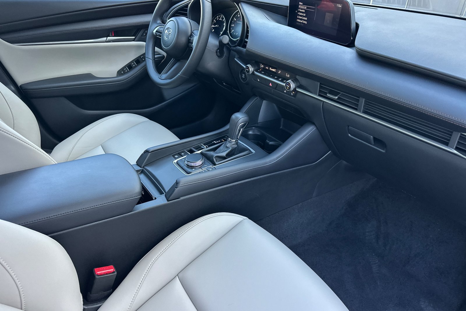 Used 2026 MAZDA MAZDA3 2.5 S Sedan w/ Preferred Pkg FWD image 15
