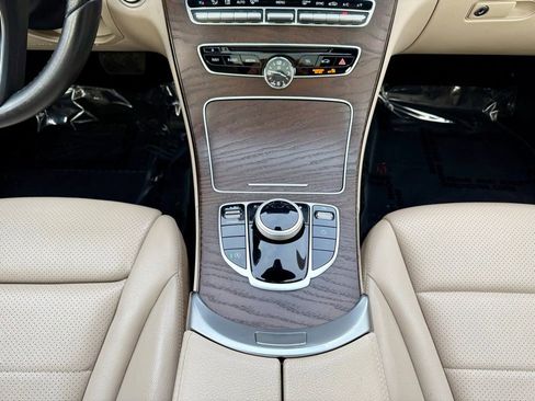 Used 2018 Mercedes-Benz C 300 C 300 image 17