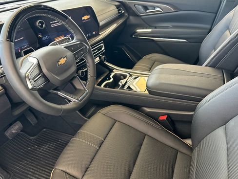 New 2026 Chevrolet Traverse High Country FWD image 10