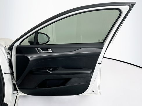 Used 2025 Kia K5 LXS FWD image 32