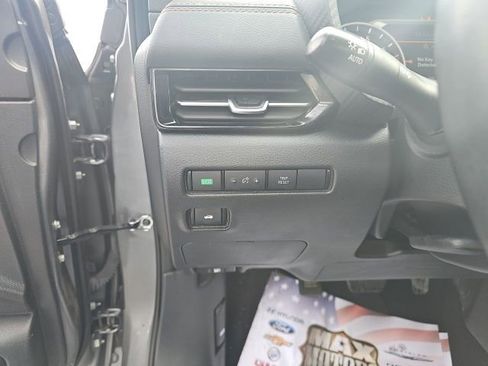 Used 2023 Nissan Sentra SR image 20