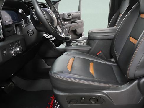 Used 2025 GMC Sierra 1500 AT4 w/ AT4 Preferred Package image 22