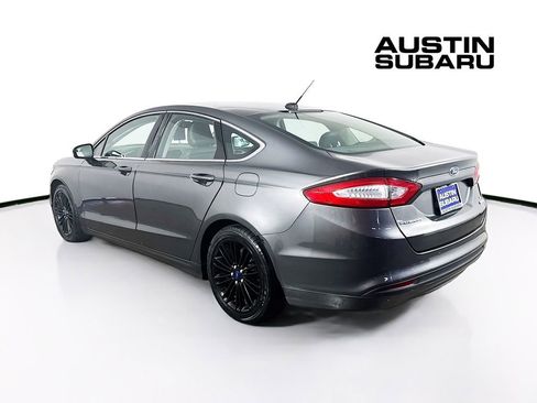 Used 2016 Ford Fusion SE w/ Equipment Group 202A FWD image 5