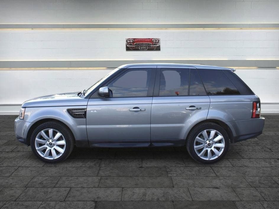 Used 2013 Land Rover Range Rover Sport HSE AWD/4WD image 4