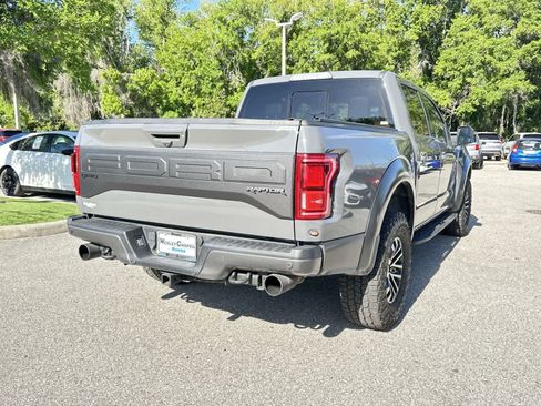 Used 2018 Ford F150 Raptor w/ Equipment Group 802A Luxury image 6