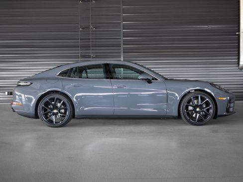 New 2026 Porsche Panamera RWD image 11