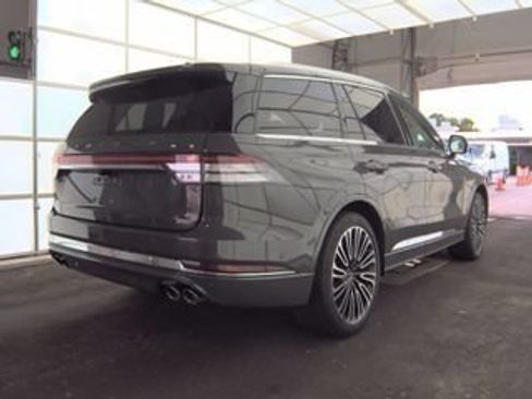 Used 2020 Lincoln Aviator Black Label w/ Dynamic Handling Package AWD/4WD image 3
