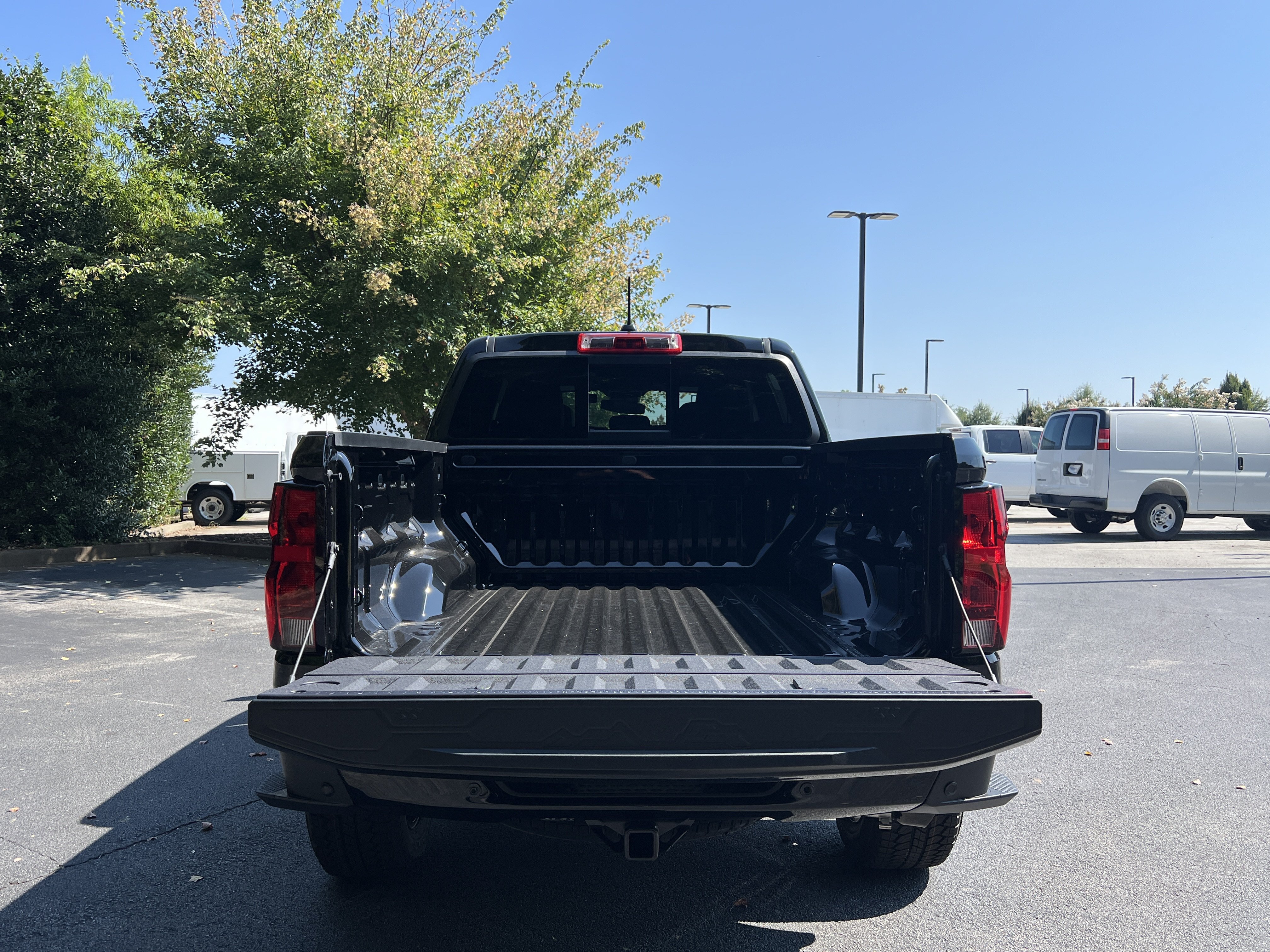 New 2026 Chevrolet Colorado Trail Boss AWD/4WD image 11