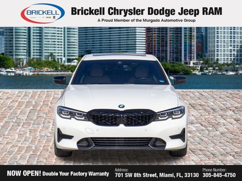 Used 2021 BMW 330i Sedan w/ Convenience Package RWD image 2