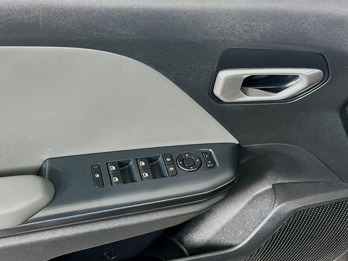 Used 2025 Kia K4 FWD image 15