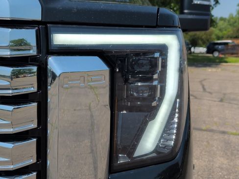 New 2026 GMC Sierra 3500 Denali w/ Denali Reserve Package AWD/4WD image 50