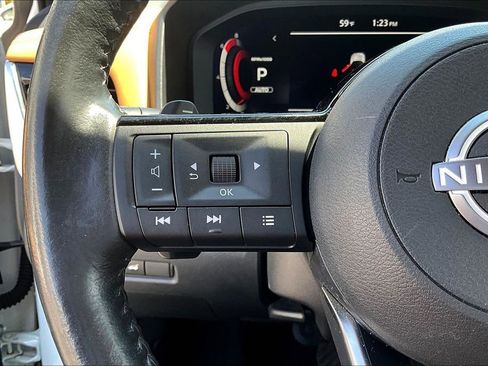 Used 2023 Nissan Rogue Platinum w/ Platinum Premium Package AWD/4WD image 11