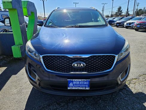 Used 2016 Kia Sorento LX image 7