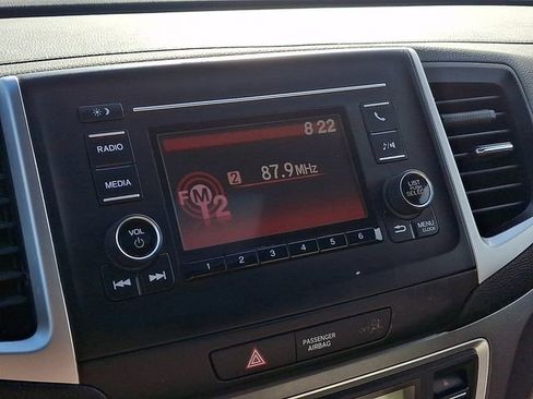 Used 2019 Honda Ridgeline RTL image 17
