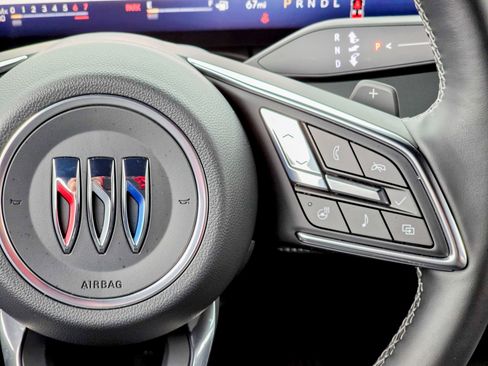 Used 2025 Buick Enclave Sport Touring image 41