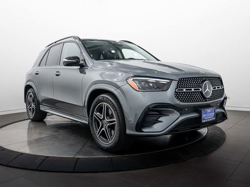 Used 2025 Mercedes-Benz GLE 450 4MATIC image 2