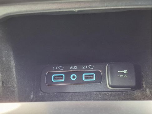 Used 2019 Jeep Grand Cherokee Limited w/ Luxury Group II AWD/4WD image 11