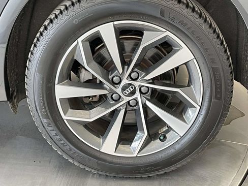 Used 2021 Audi Q5 2.0T Premium Plus w/ Premium Plus Package AWD/4WD image 13