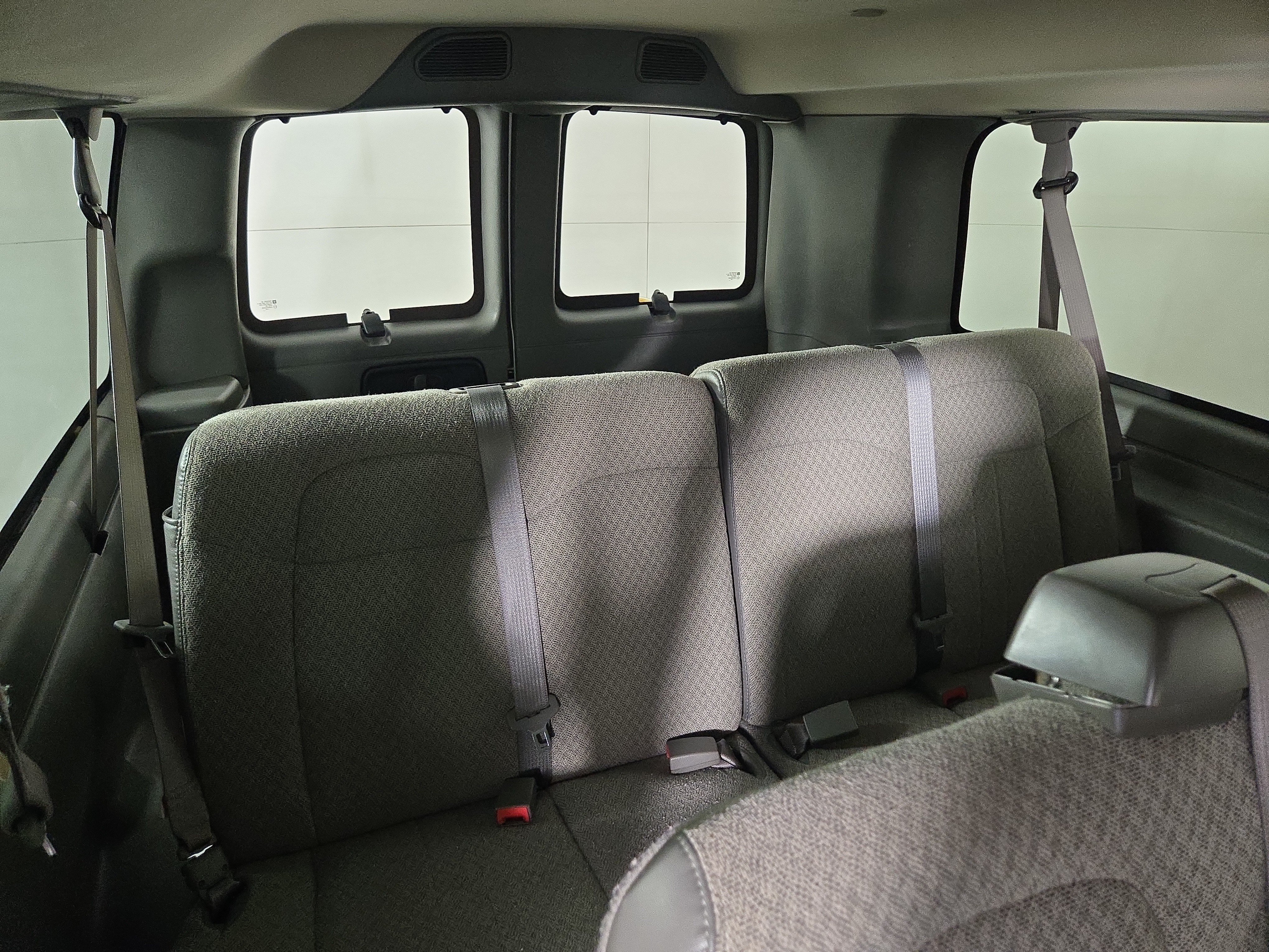 Certified 2025 Chevrolet Express 3500 LT w/ LT Preferred Equipment Group RWD image 13