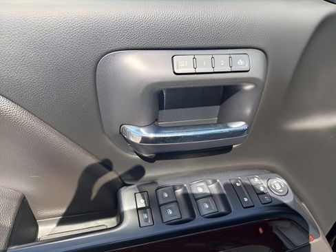Used 2018 GMC Sierra 1500 SLT AWD/4WD image 13