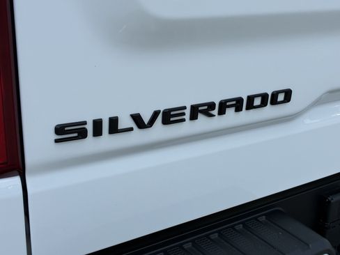 Used 2026 Chevrolet Silverado 1500 RST w/ RST All Star Premium Package AWD/4WD image 11