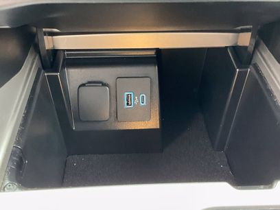 Used 2021 Ford Explorer XLT w/ Equipment Group 202A