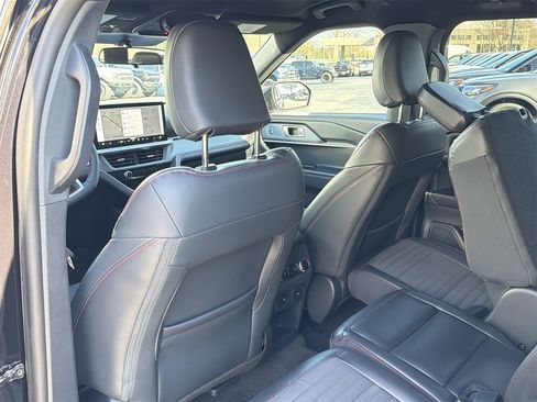 New 2026 Ford Explorer ST-Line image 24