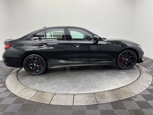 New 2026 BMW 330i xDrive Sedan w/ M Sport Package image 17