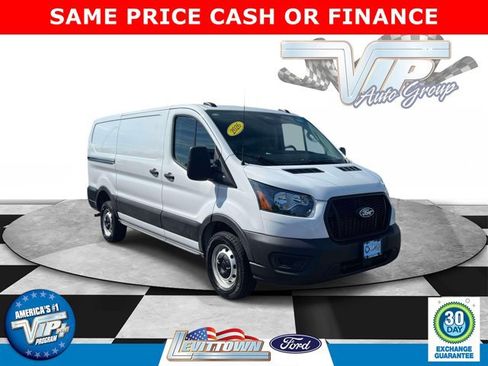 Used 2026 Ford Transit 250 Low Roof RWD image 1